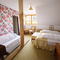 3er Bett Zimmer - Bad im Zimmer