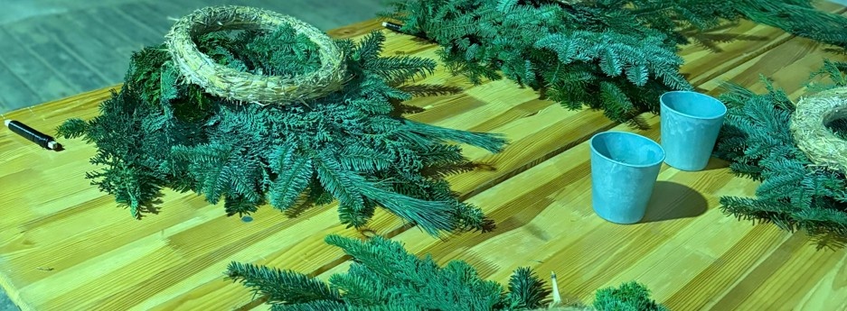 Mädelsabend: Adventskranzbinden