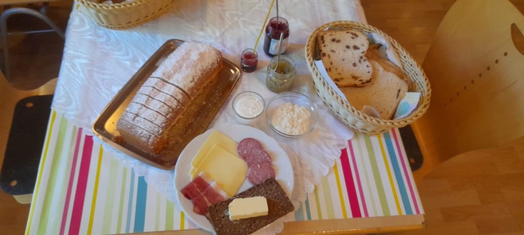 Bergische Oktoberfest-Kaffeetafel 2023