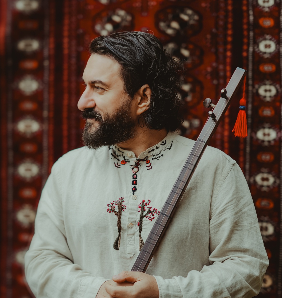 Cemîl Qoçgîrî – Tenbûr, Stimme einer uralten Kultur