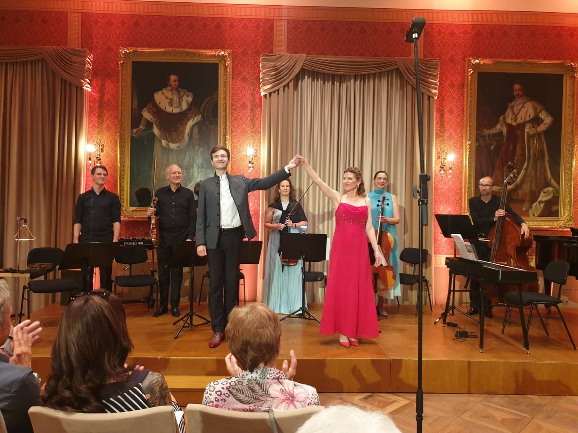 ENSEMBLE PHOENIX - "Toujours l'amour" am 31.07.2025 um 19 Uhr auf Schloss Sandizell
