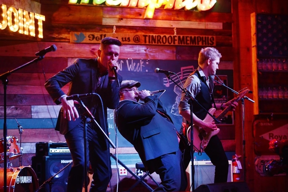 Chris Kramer "BeatBox'n'Blues"  KONZERT-Abschluss auf der Burgwiese