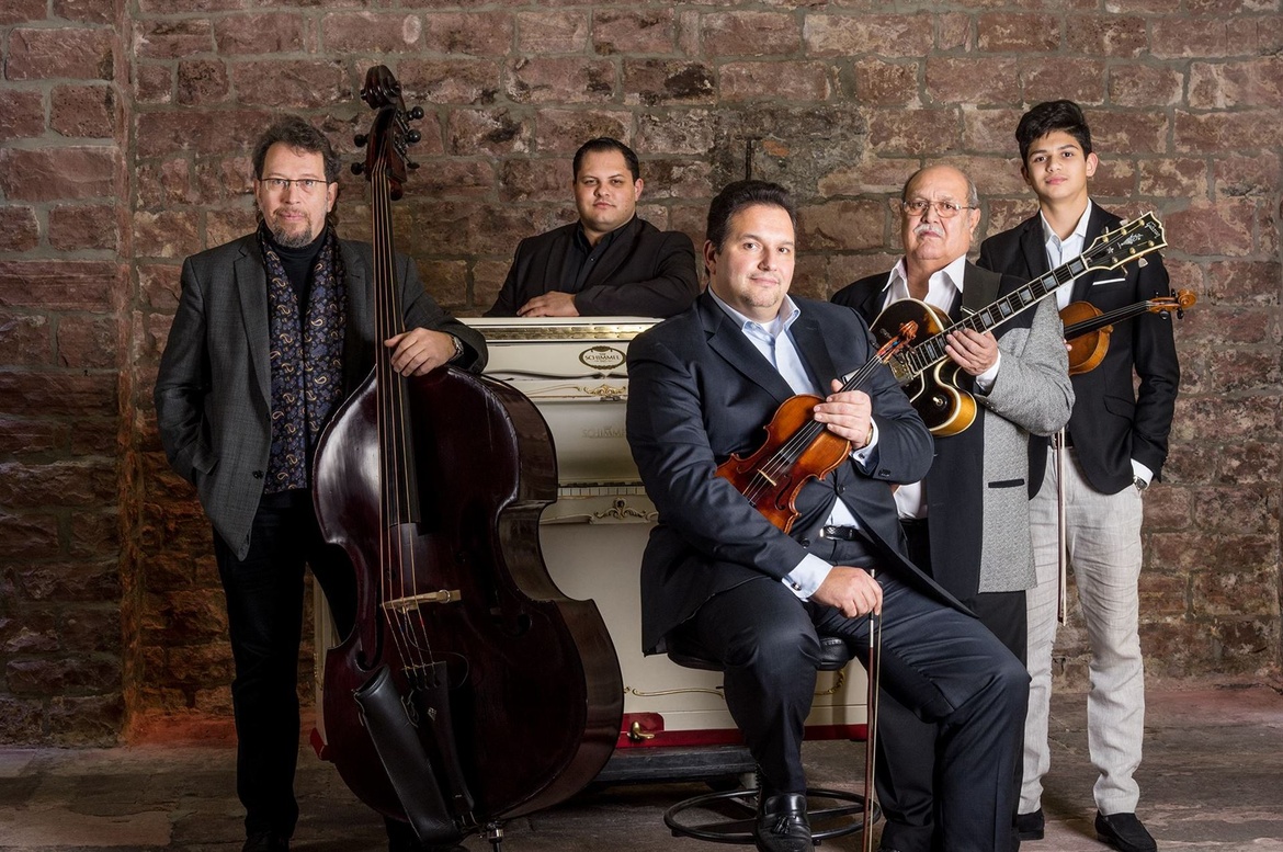 ROMEO FRANZ ENSEMBLE FEAT: JOE BAWELINO - Hot Swing/Sinti Jazz