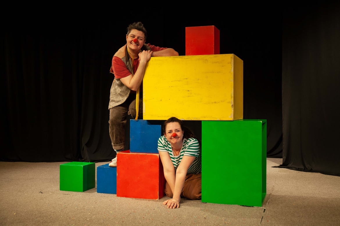 THEATER LAKRITZ „Drunter & Drüber“ Theaterstück für alle Menschen ab 3 Jahren  - Vorstellung: 11:00 Uhr