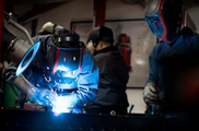 Schulworkshop: Leuchtende Ideen - Technik und Kreativität vereinen