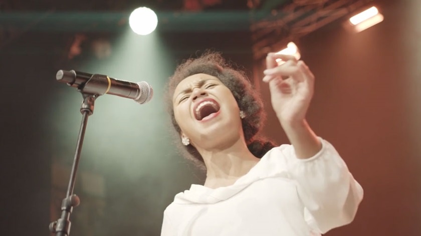 🎶 SIX OF EIGHT feat. Joyce Nuhill • Open Air