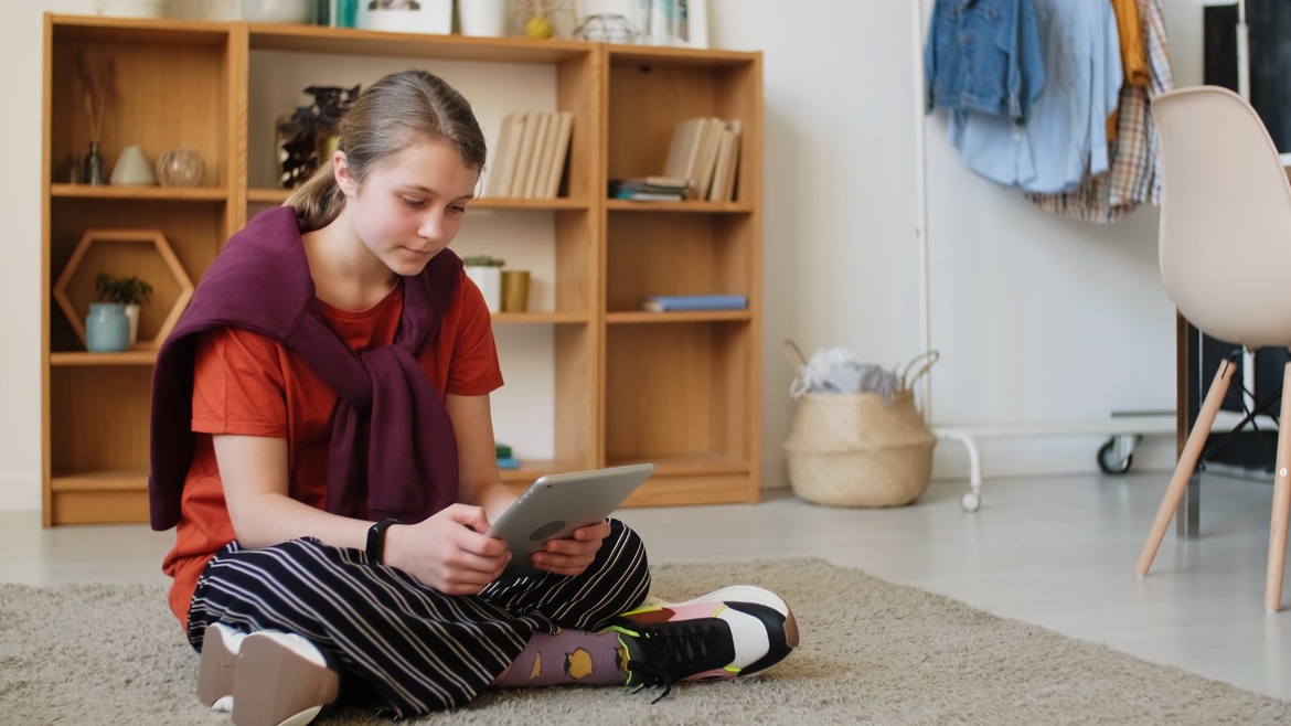 Mein Kind im Netz: Wie finden Kinder Informationen im Netz – KI im Blick