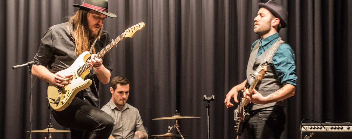 🎶 Bad Temper Joe & Band