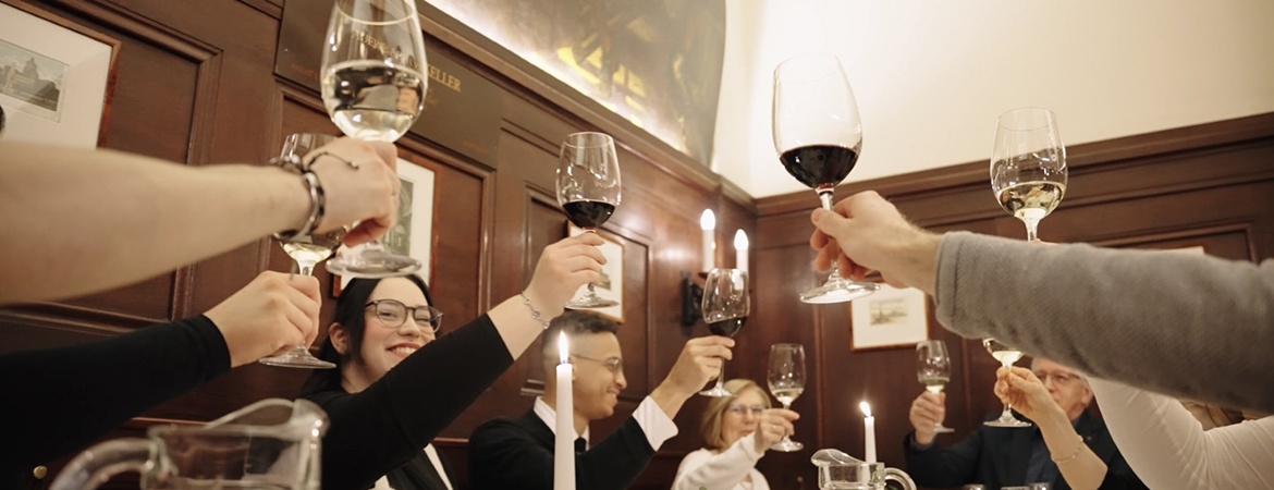 DAS GEHEIMNIS DES TOKAJER