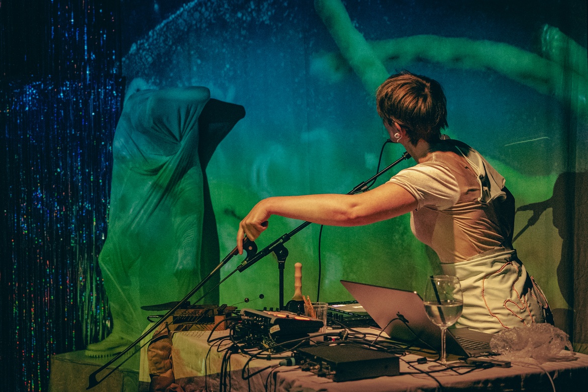 schauSpielPlatz | Laura Will: Mysterium der Würste (mit DGS)