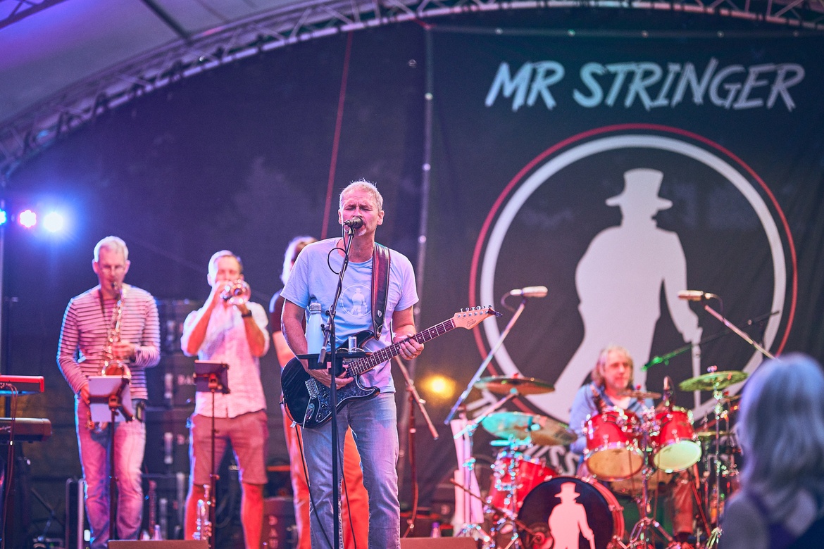 NoCover.     7. Ausgabe mit der Band Mr Stringer & the Miss Marple Horns