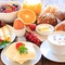 „Brunch: Toast & Talk“