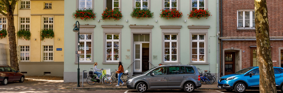 Lesung: Maria Nikolai liest aus "Little Germany - Der Duft der Neuen Welt"